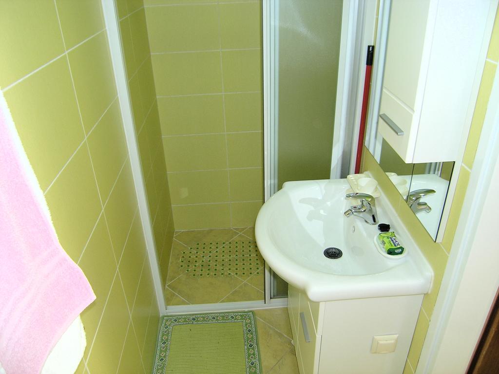 Apartman Vera Krk Town Exterior foto